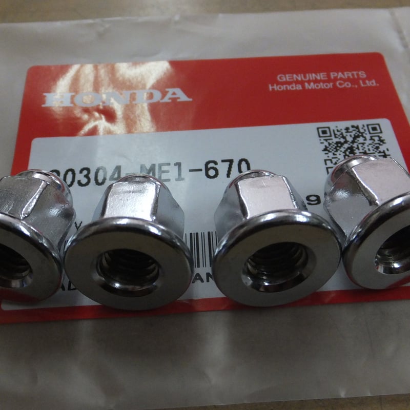 ♪Shadow400(NC34)/純正マフラー純正エキパイのフランジナット/純正品