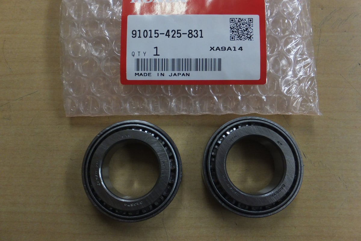 ♪XR250R（ME06）/ステムベアリング/ネックベアリング/純正品/新品/1
