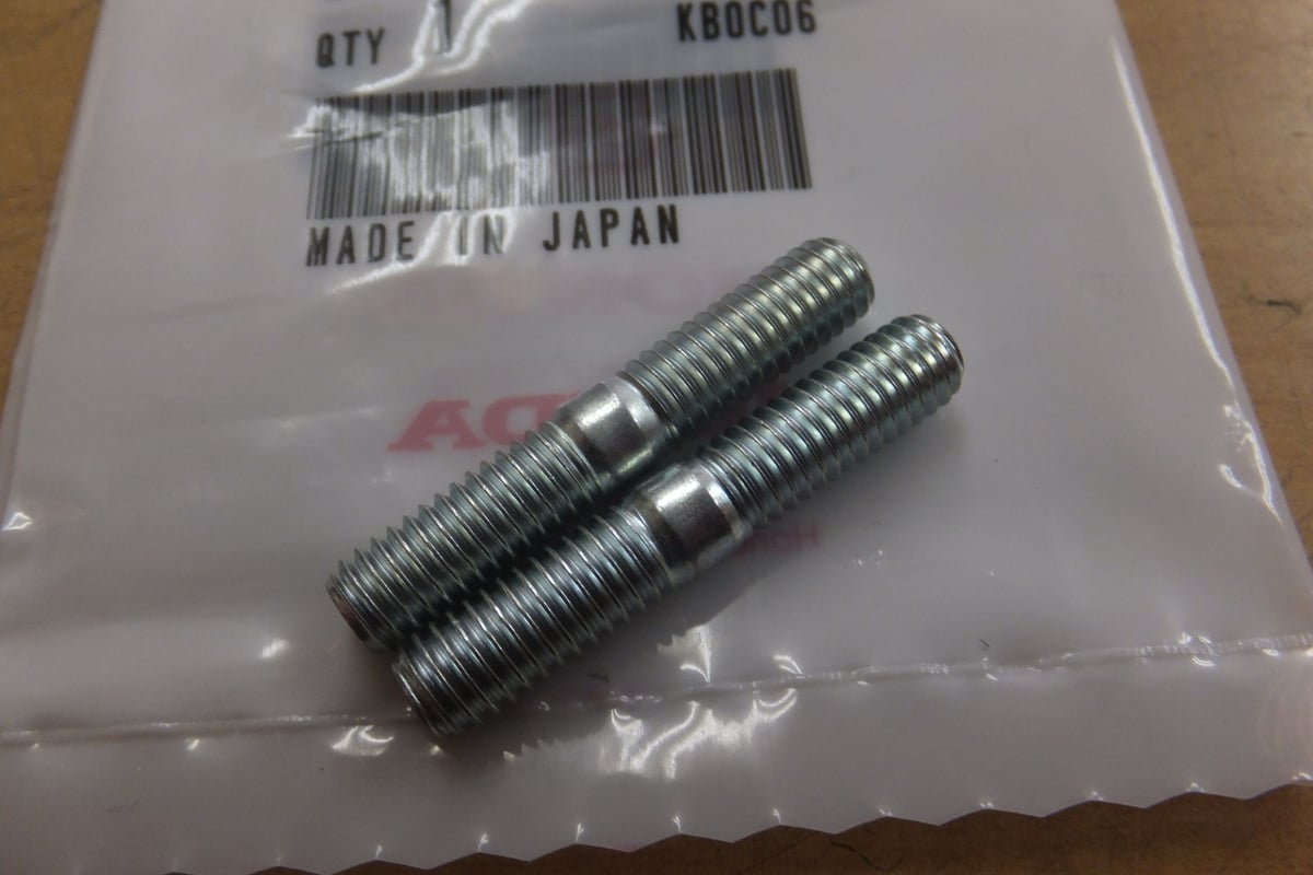 ホンダＴＬ125イーハトーブ(ＪＤ03)マフラー ♪イーハトーブ（JD03/TL125SB)/6×35//純正エキパイ/純正マフラーの