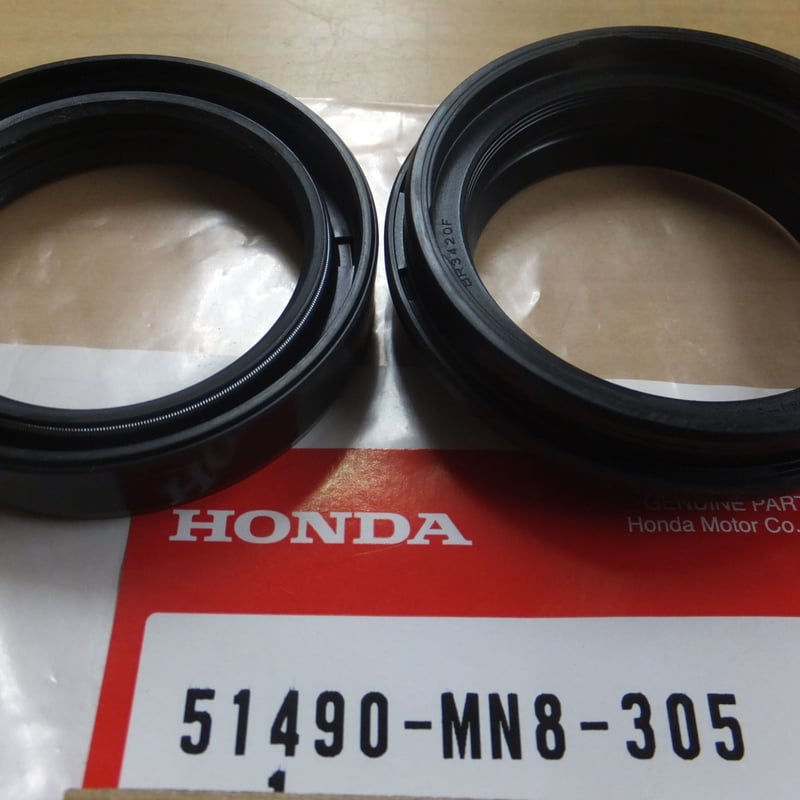 ♪CB750F（RC42）/純正フロントフォークオイルシール/フロントフォーク
