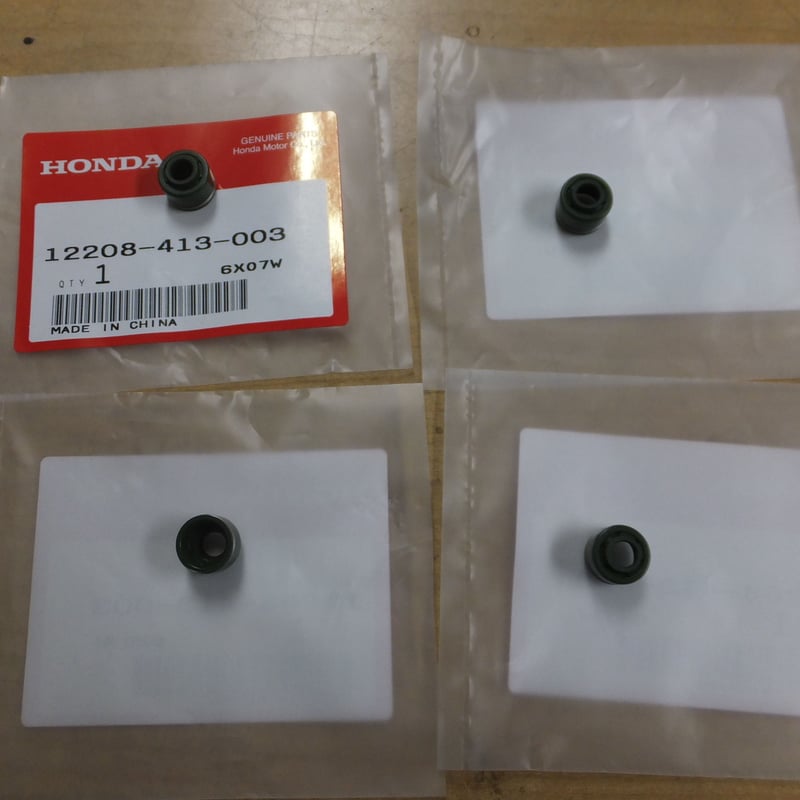 ♪GB250クラブマン/バルブステムシール/純正品/新品1台分4個SET/全型OK