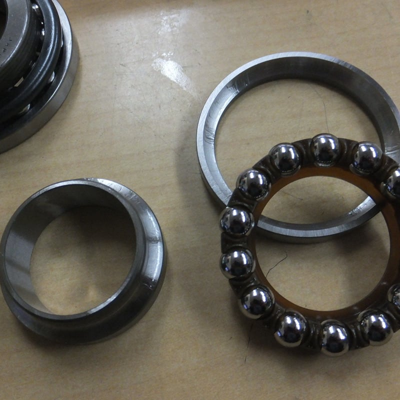 ♪VTZ250(MC15-105・110・）/ステムベアリング/ネックベアリング/純正