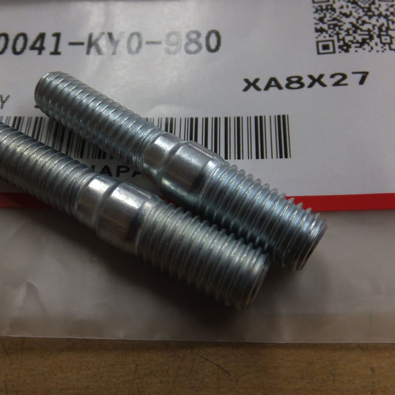 ♪CB223S/MC4/07×24/純正エキパイ/純正マフラーの根元のスタッドボルト