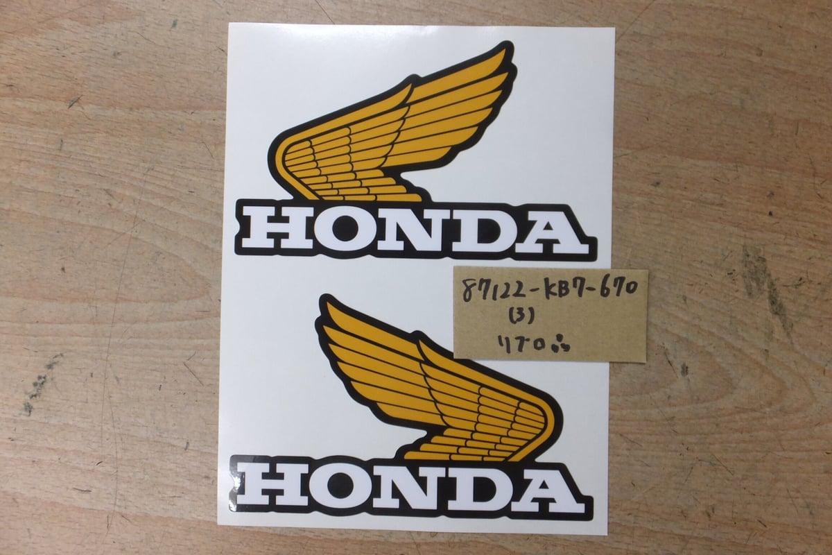 ♪XL250R（MD03）XL400R（ND01）/ガソリンタンクのエンブレム/タンク