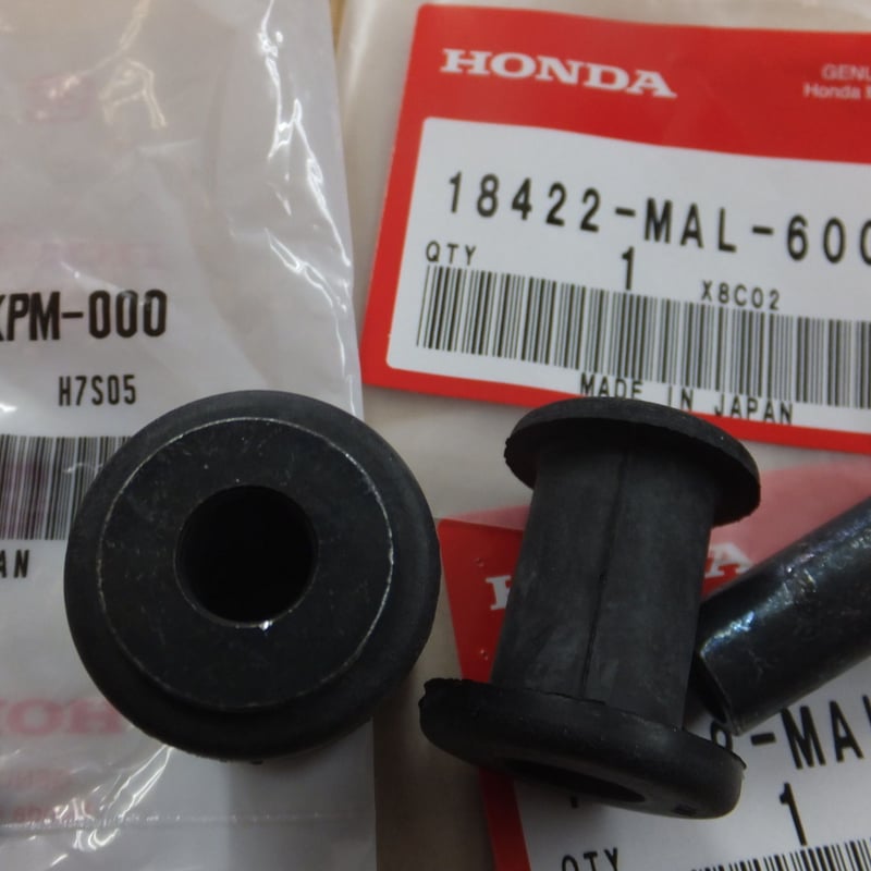 ♪FTR223/MC34/純正シート固定用のカラー/ゴム/ラバー/純正品/新品/1台