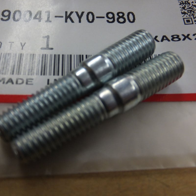 ♪XL230（MC36)7×24/純正エキパイ/純正マフラーの根元のスタッドボルト