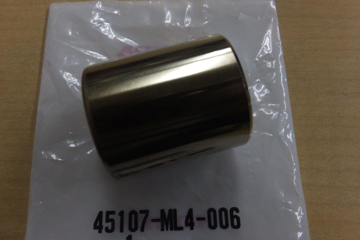 【新品　送料込み】nv350 キャリパーピストン　4個セット（1台分） fit=scale-down,w=1200