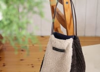 キャラメル底の２WAY縦長スリムな冬トート♪（BB）