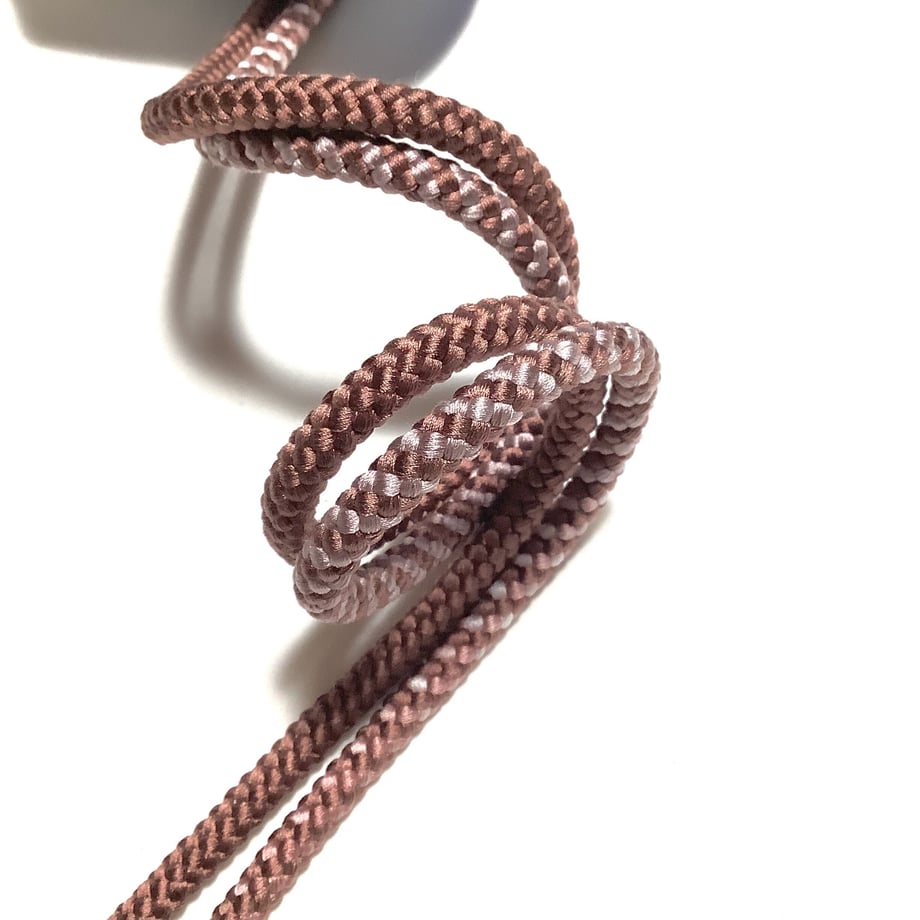 63ca4c1e52de15401bf3042b