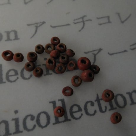 古ビーズ　インドネシア　古　ガラス　ビーズ　20粒　赤茶3x3-2mm　トンボ玉　交易玉