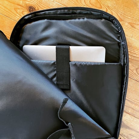 REIMGLA Square Bagpack