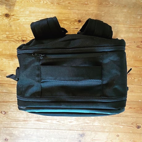 REIMGLA Square Bagpack