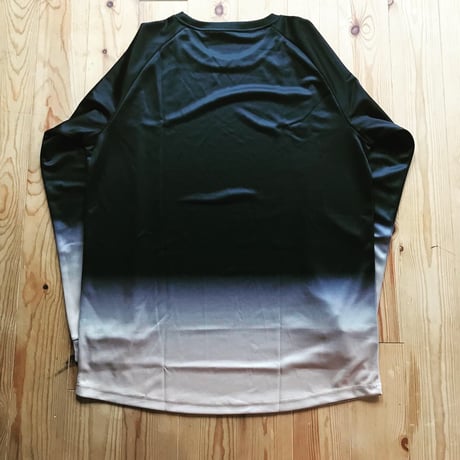 rgla Gradation Raglan Long-T(Gold）