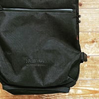 REIMGLA Square Bagpack