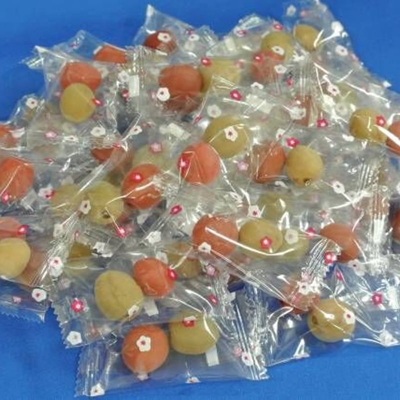 花小梅 (どっさり800g) 業務用にカリカリ小梅が2粒入り個