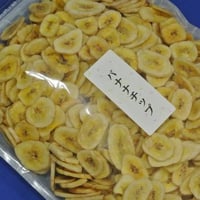 バナナチップ５００ｇ｜香りの良いフィリピンバナナ、おやつに保存性良好どっさりパックはこれ！