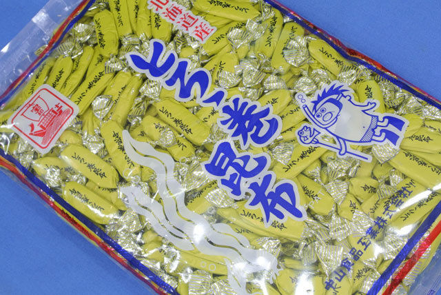 とろろ巻昆布 (どっさり1kg) 北海道昆布使用！柔らか一口昆布