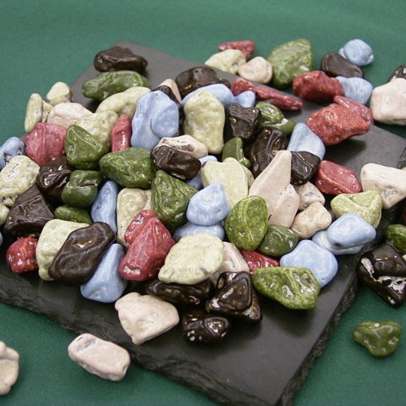 テトラ)月の小石チョコレート(200g) 砂利そっくり、人気のストーン