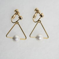 sankaku pearl earring [VE-001w]