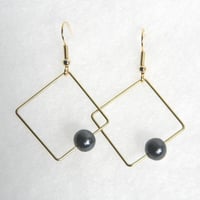 sikaku pearl pierce [VP-032b]