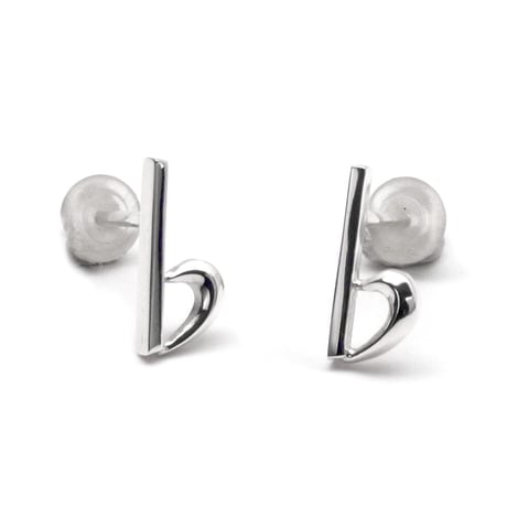 フラットピアス