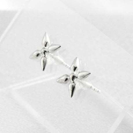 ダブルシャープピアス