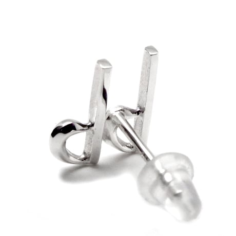 ダブルフラットピアス