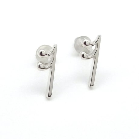 １６分休符ピアス