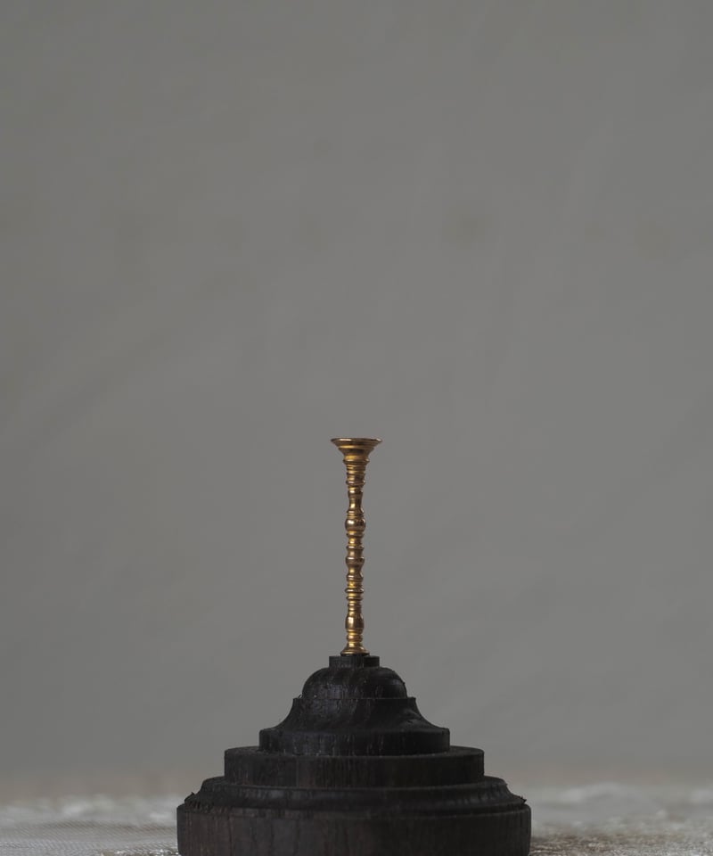 Mineral Holder（ミネラルホルダー）鉱物コレクションガラスドーム