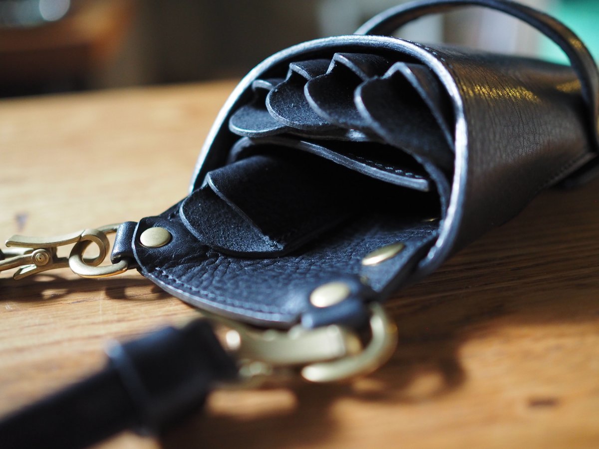 Scissor case 5丁差し | RAWHIDE