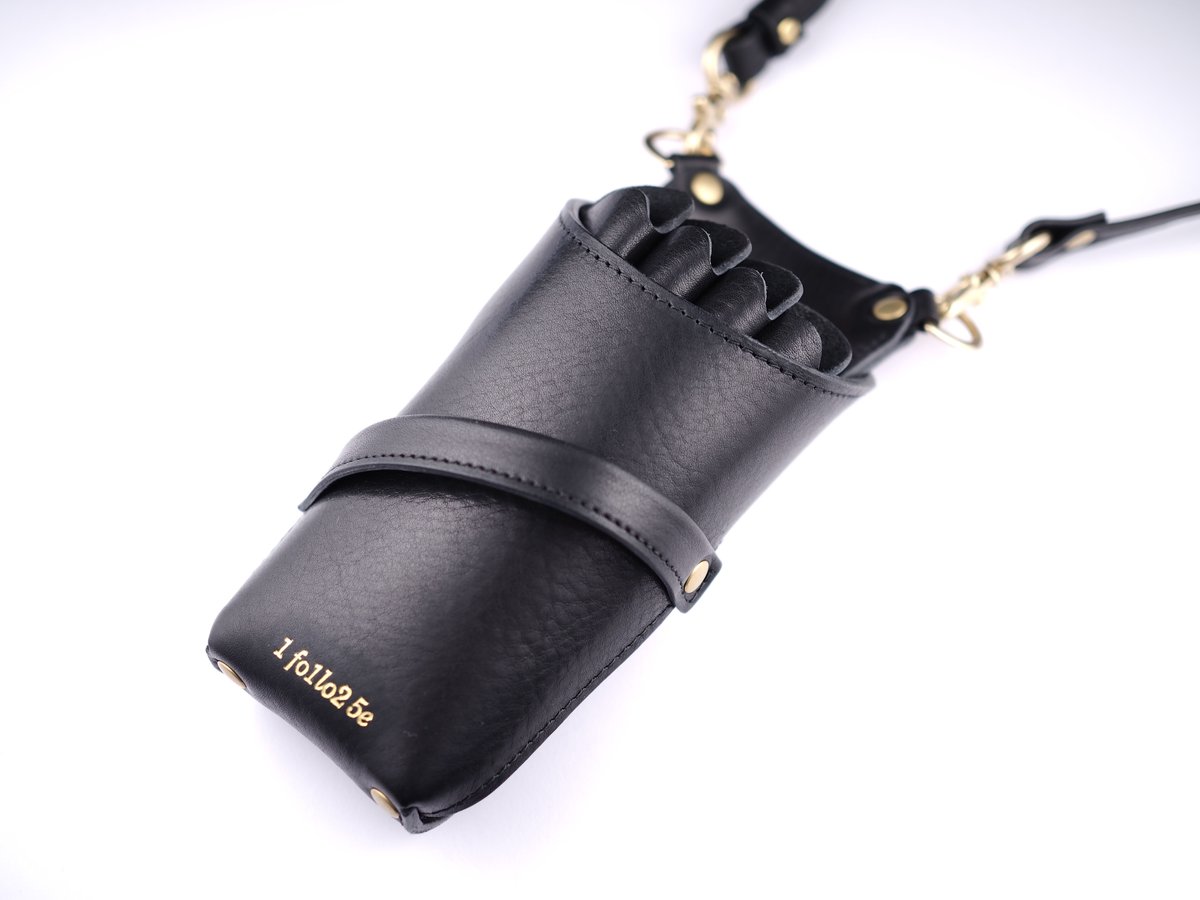 ALZUNI レザーシガーケース4丁差し本日お値引き交渉可 ALZUNI レザーシガーケース4丁差し本日お値引き交渉可