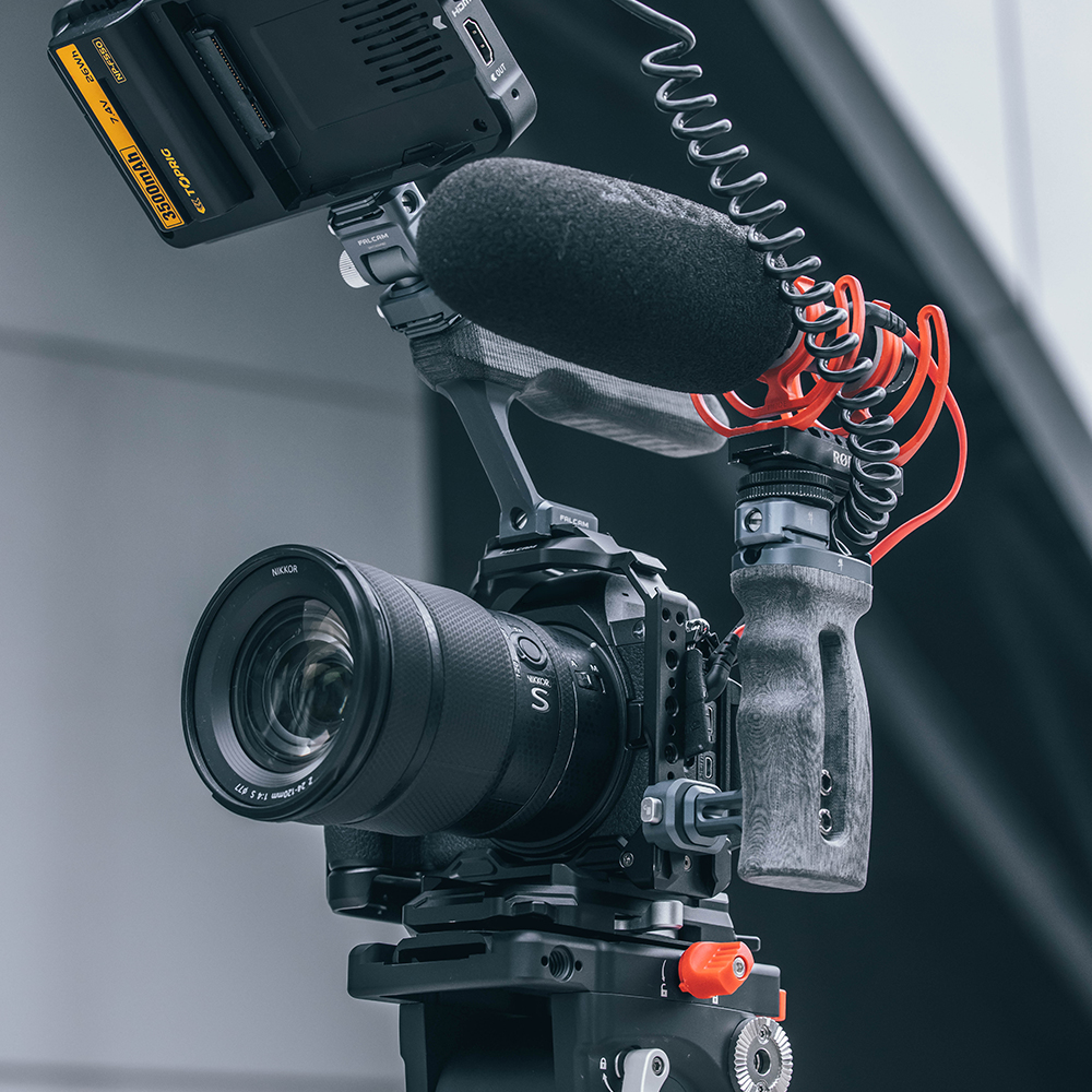 2025年7月31日発売】FC5402 NIKON Z5II用カメラケージ (F22&F38