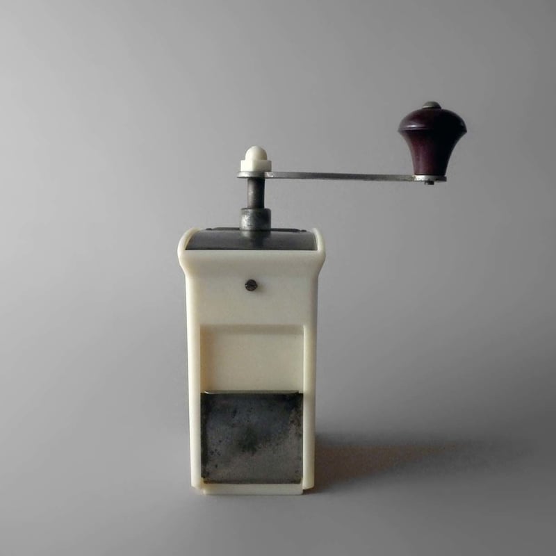 パンとコーヒーミル Amazon.co.jp: コーヒーミル 電動 カッター 粉末 コーヒー豆