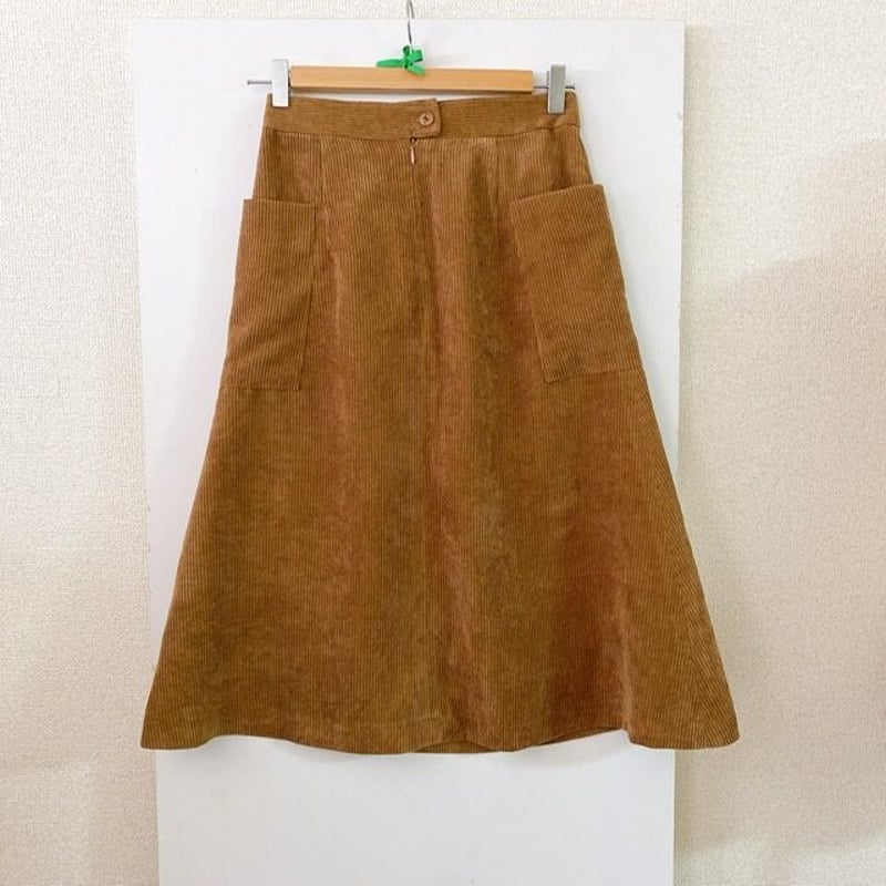 Agatha Skirt Brown アガサスカート ブラウンコーデュロイ | wanderc