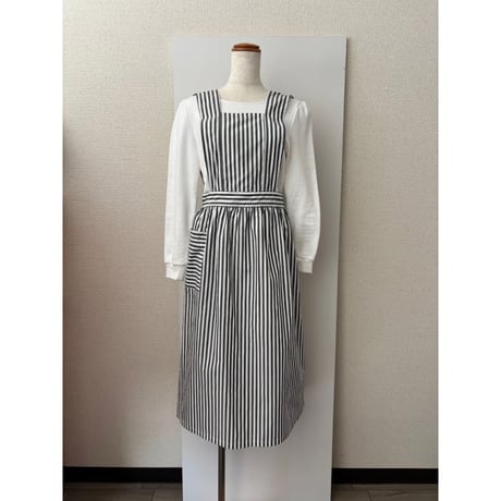 Marie & Margaret "Amy" Apron gray stripes