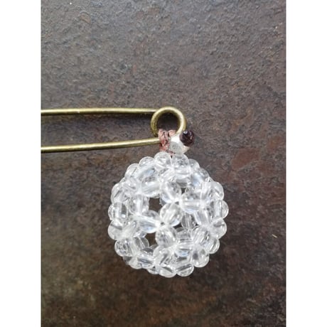 fullereneフラーレン水晶ピンブローチ(marsa*original fullerene book付)