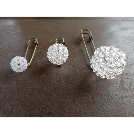 fullereneフラーレン水晶ピンブローチ(marsa*original fullerene book付)
