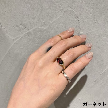 【受注商品】Kiss ring (カット)