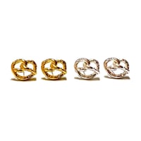 Salt pretzel pierce (1P)