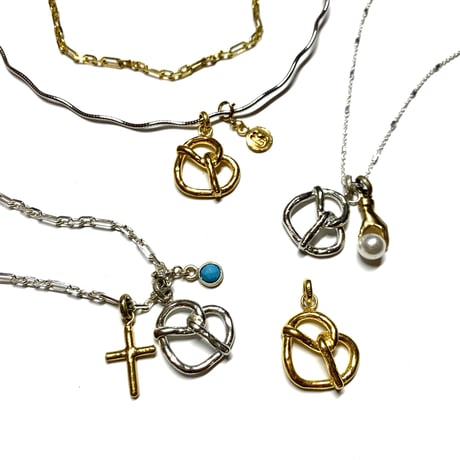 Pretzels charm〈Small〉