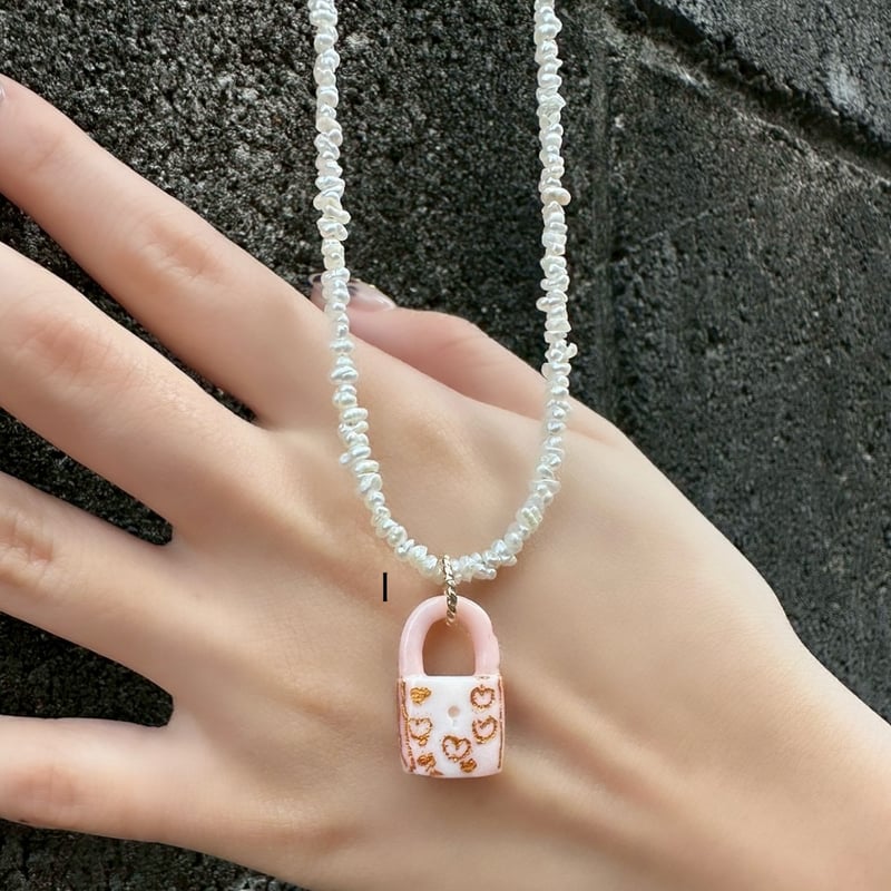 Coral Padlock Necklace | nananbijouxxx