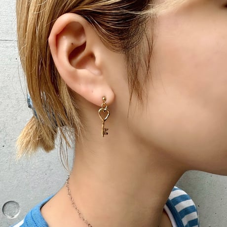 Heart key pierce (1P)