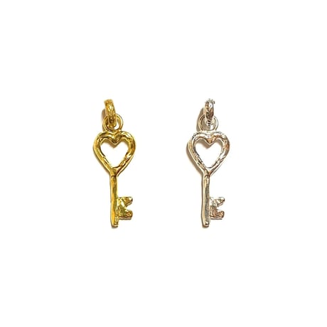 Heart key charm