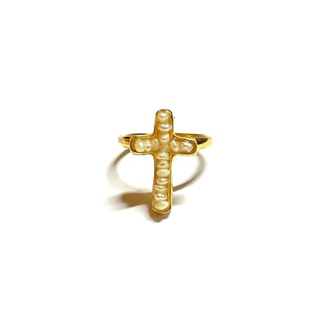 Pearl cross ring