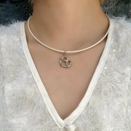 Pretzels charm〈Small〉