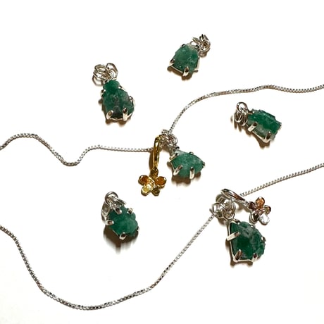 Fleurs  charm
