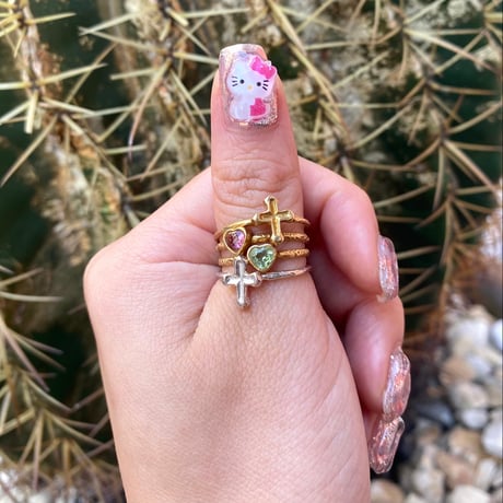 Tiny cross ring