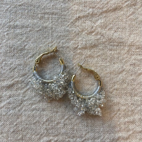 ツブツブピアス