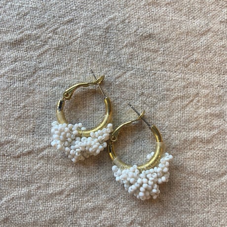 ツブツブピアス