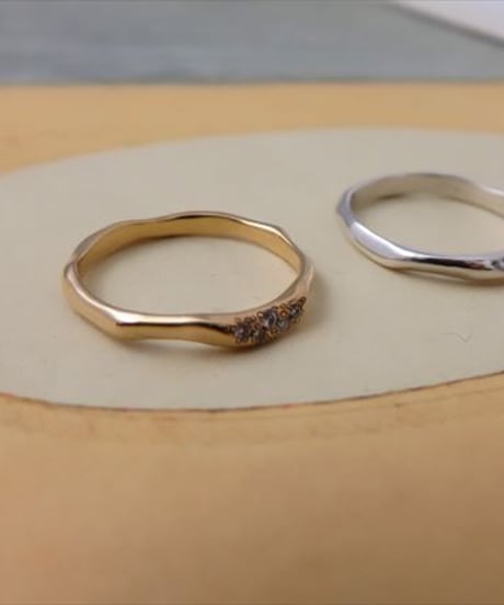 結婚指輪　MC-1103s-K18YG ダイヤ5石 と MC-1103